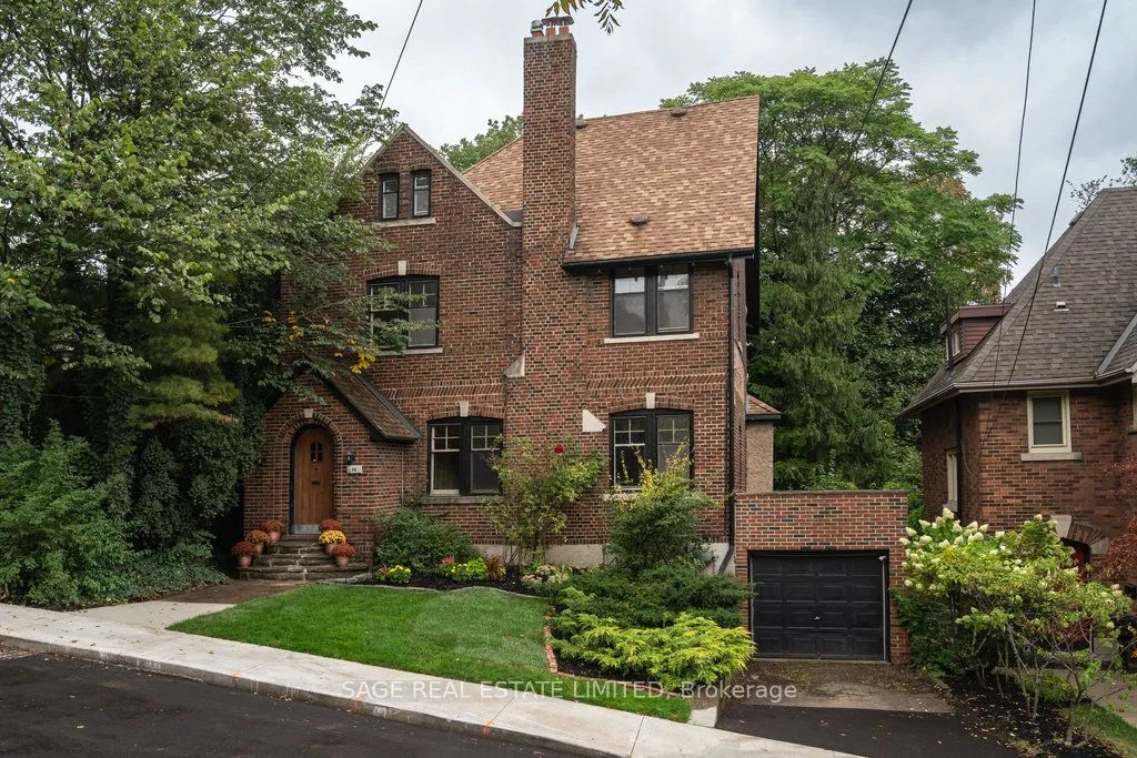 36 Mountwood Avenue, ON L8N 2G9