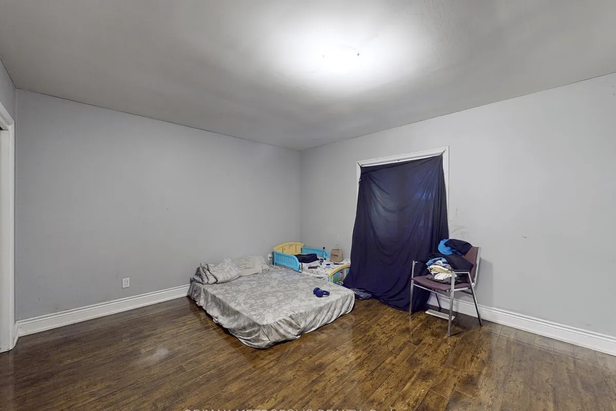 180 King Street, ON N2J 2Y5