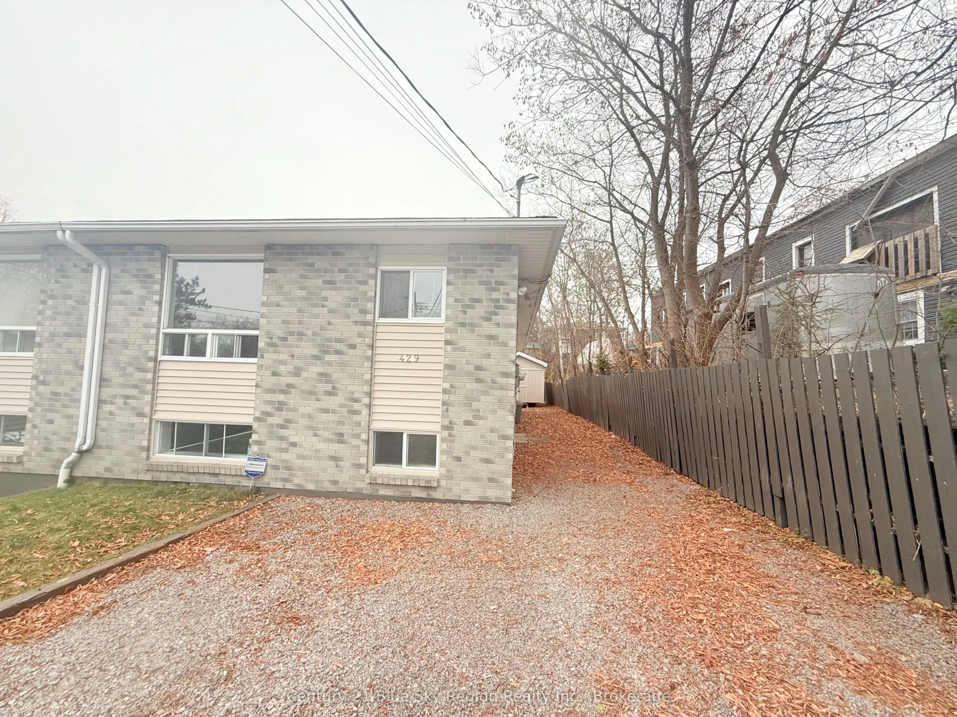 429 Dudley Avenue, ON P1B 7A6