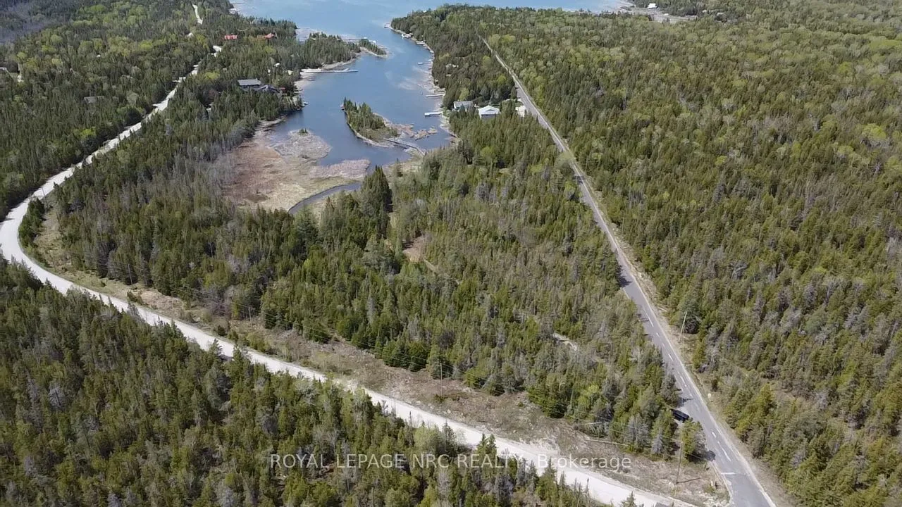 25 Simpson Avenue, ON N0H 2R0