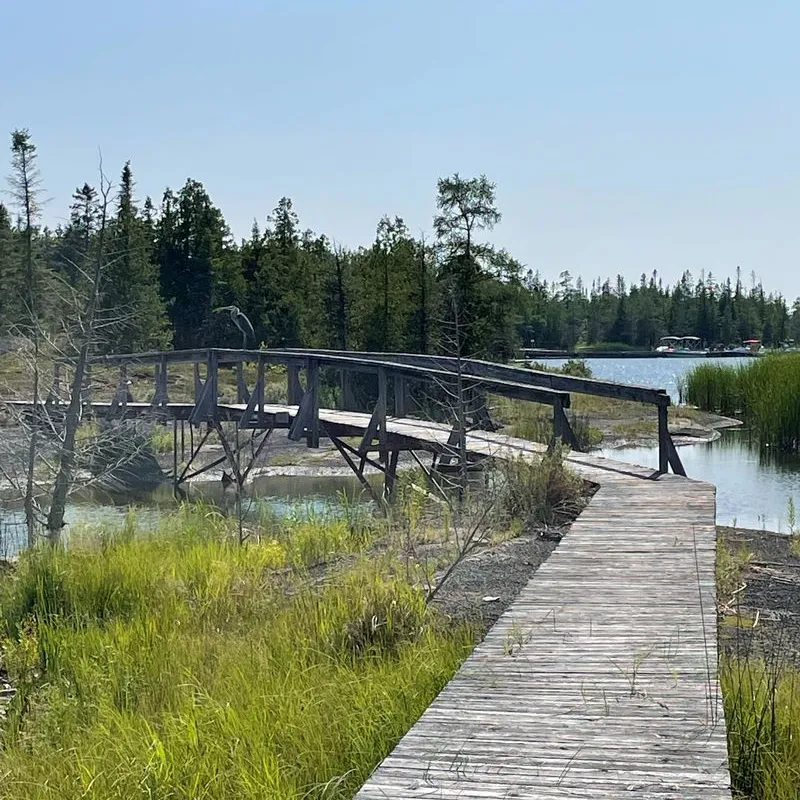 25 Simpson Avenue, ON N0H 2R0