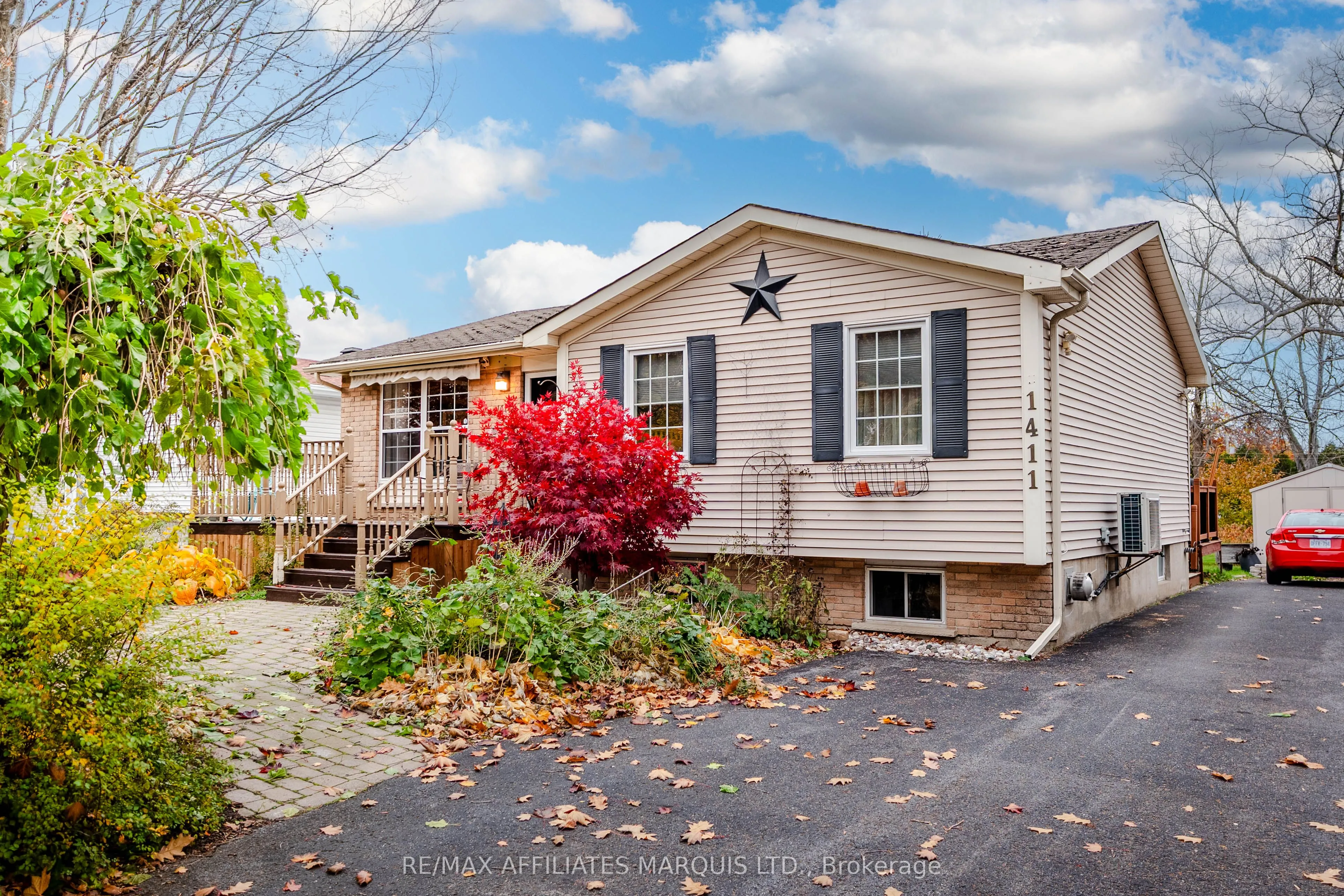 1411 Second Street, ON K6J 1J4