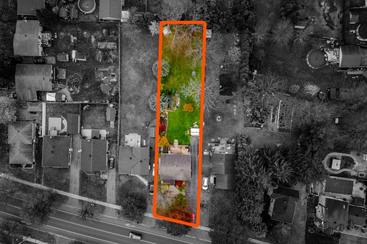 1411 Second Street, ON K6J 1J4