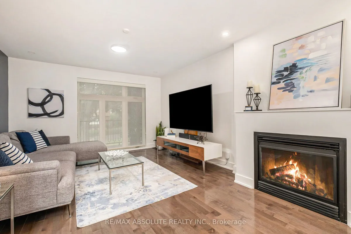 160 BEGONIA Avenue, ON K1H 6E4