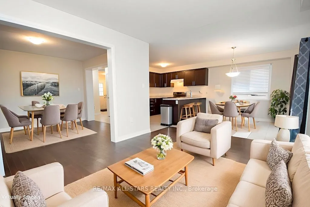 44 Carew Boulevard, ON K9V 4R1