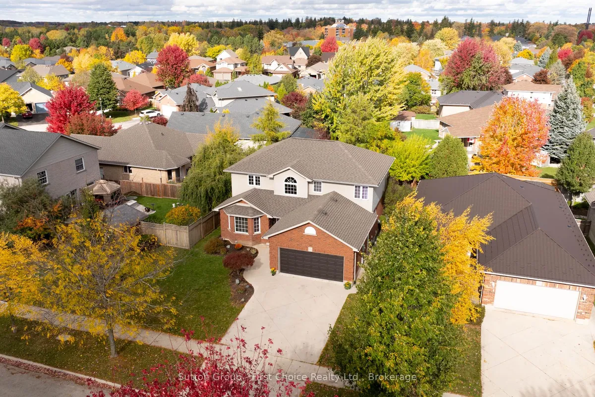 91 Lightbourne Avenue, ON N4Z 1C8