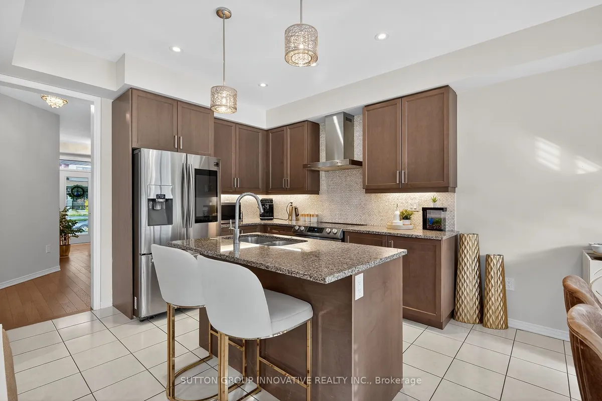 18 Lise Lane, ON N3W 0C7