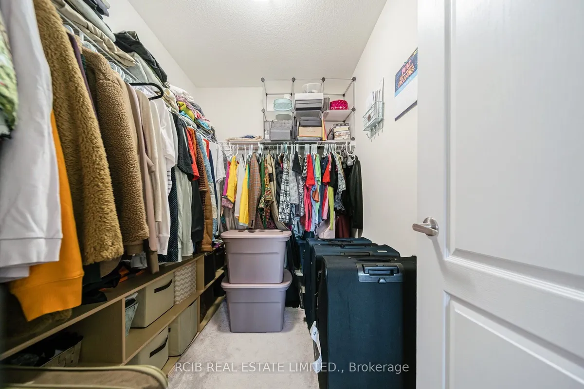 522 Barker Parkway, ON L2V 0K2