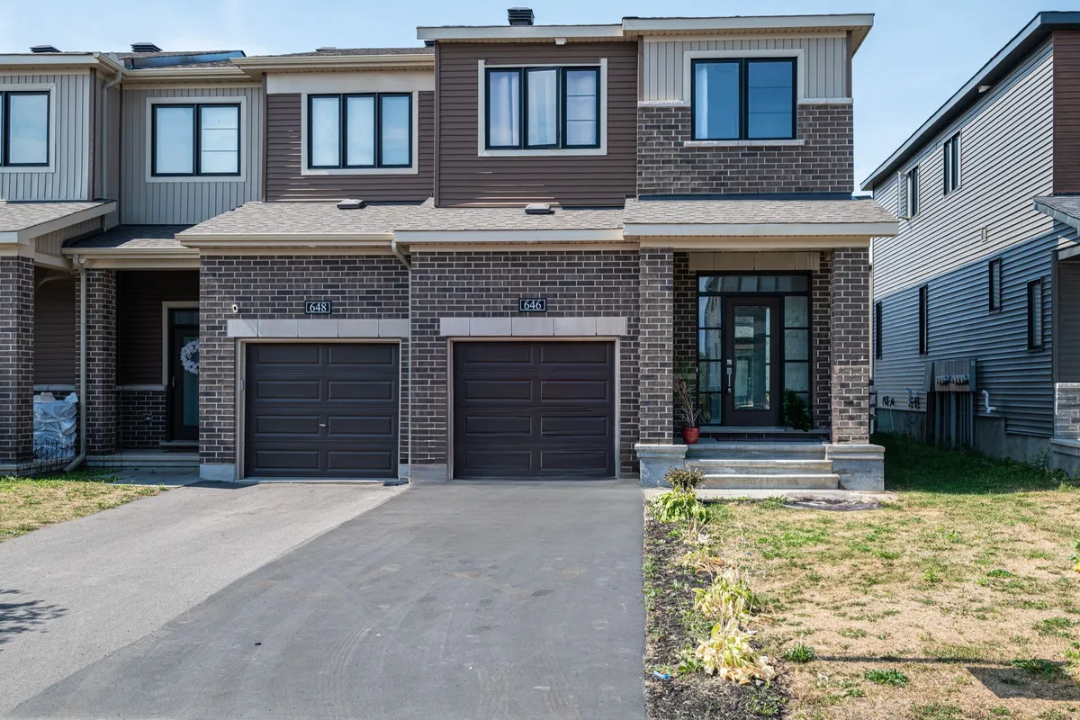 646 HAMSA Street, ON K2J 6Z7