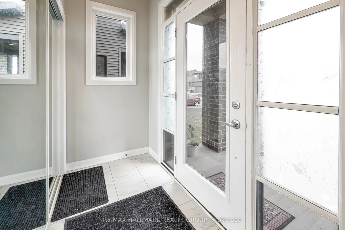 646 HAMSA Street, ON K2J 6Z7