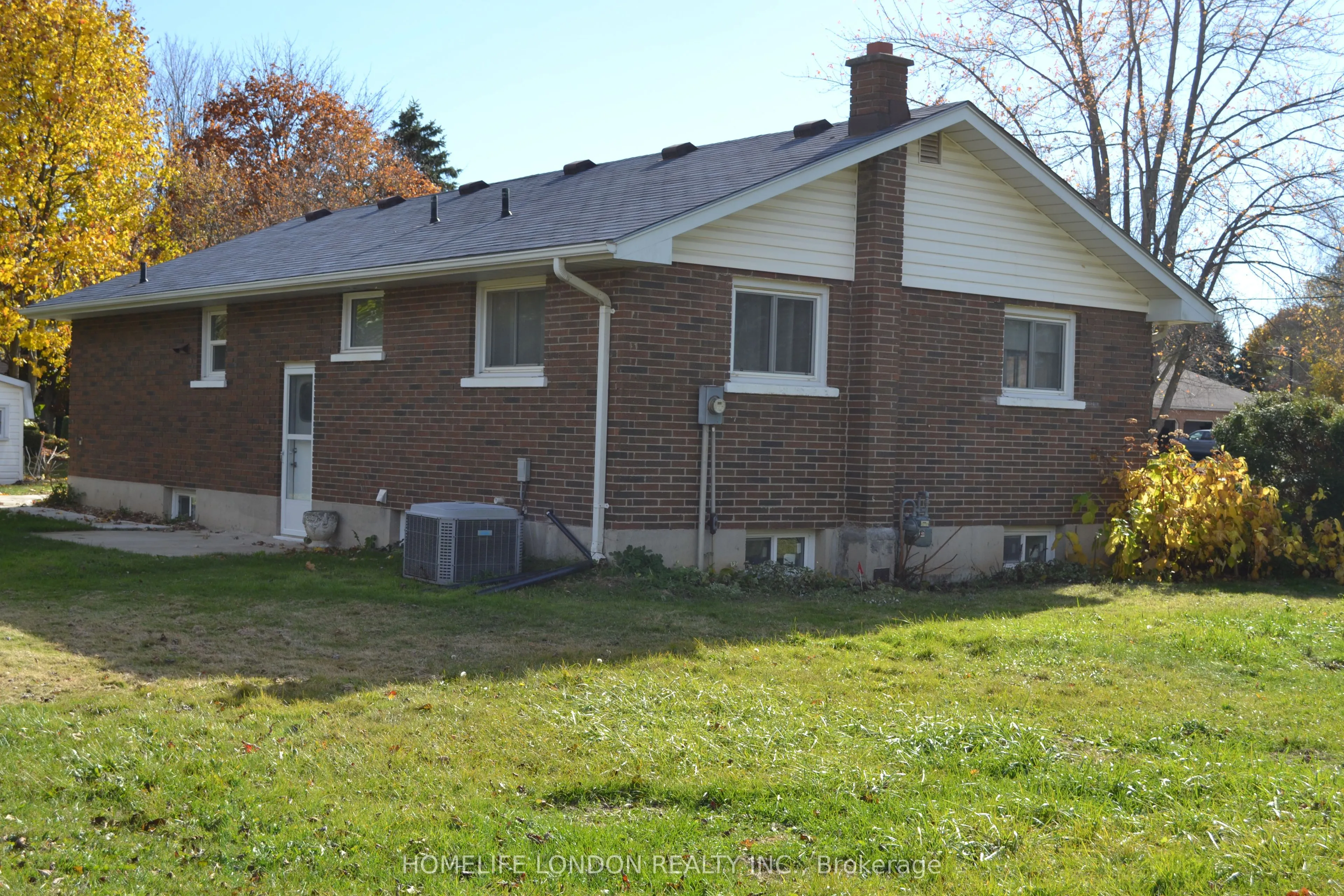 10420 Talbotville Gore Road, ON N5P 3T2