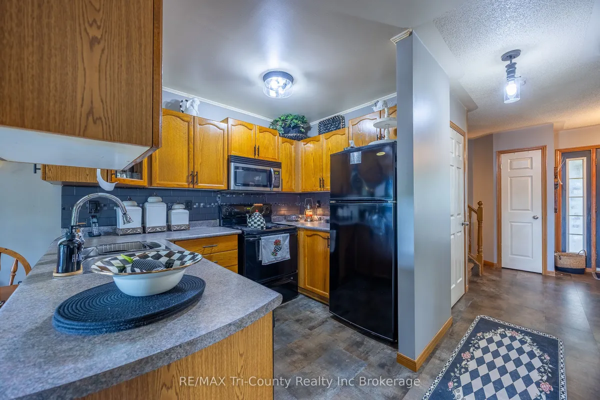 21 Kara Lane, ON N4G 5M3