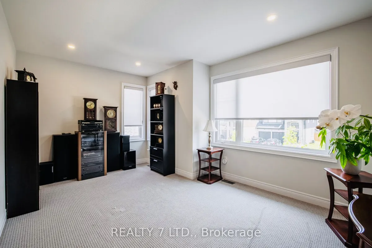 128 Susan Drive, ON L0S 1E6