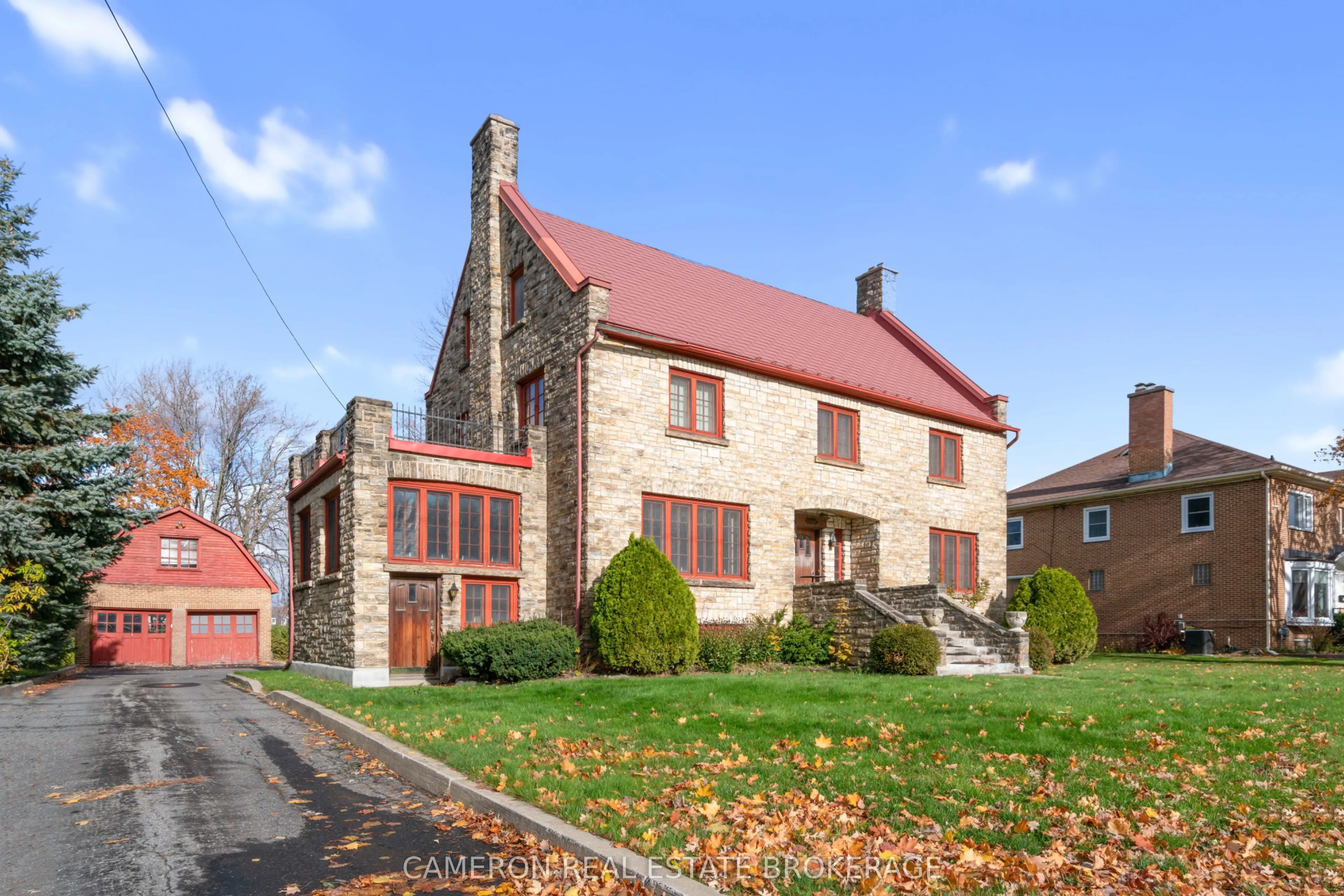 425 SECOND Street, ON K6H 1Z2