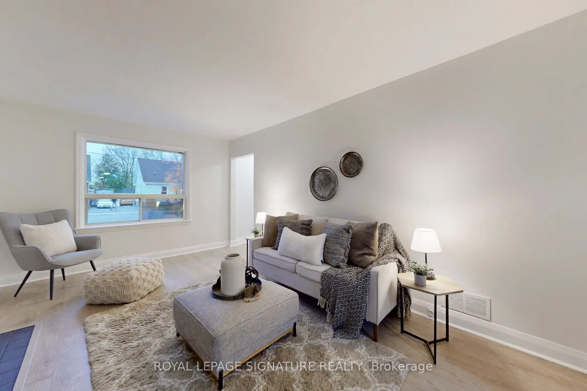 347 Caddy Street, ON K9H 1M2