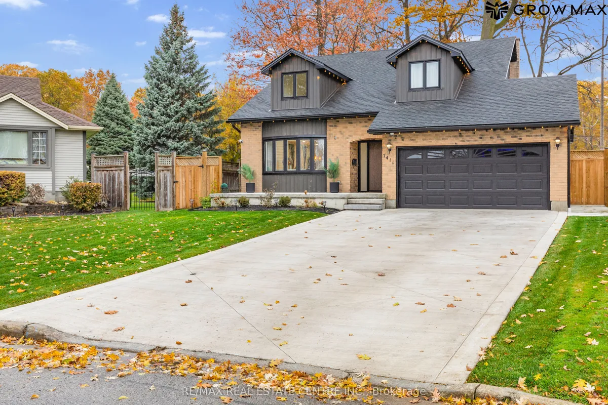 7411 Petrullo Court, ON L2H 2K4