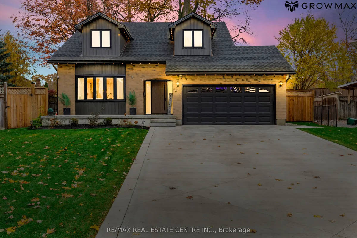 7411 Petrullo Court, ON L2H 2K4