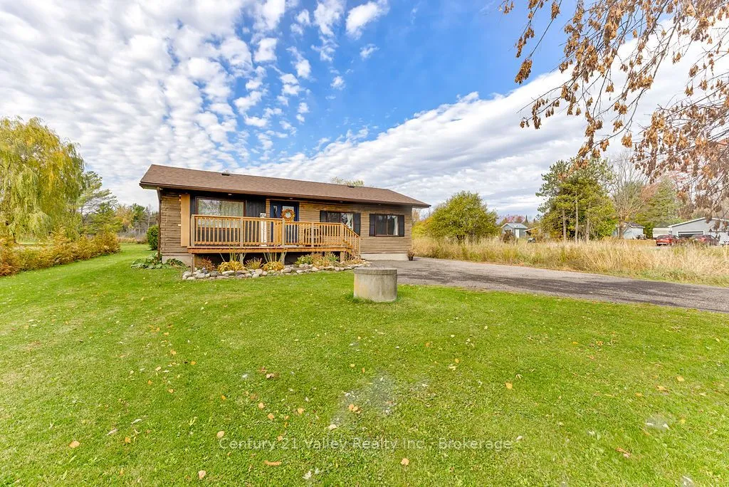 136 Pucker Street, ON K7V 3Z9