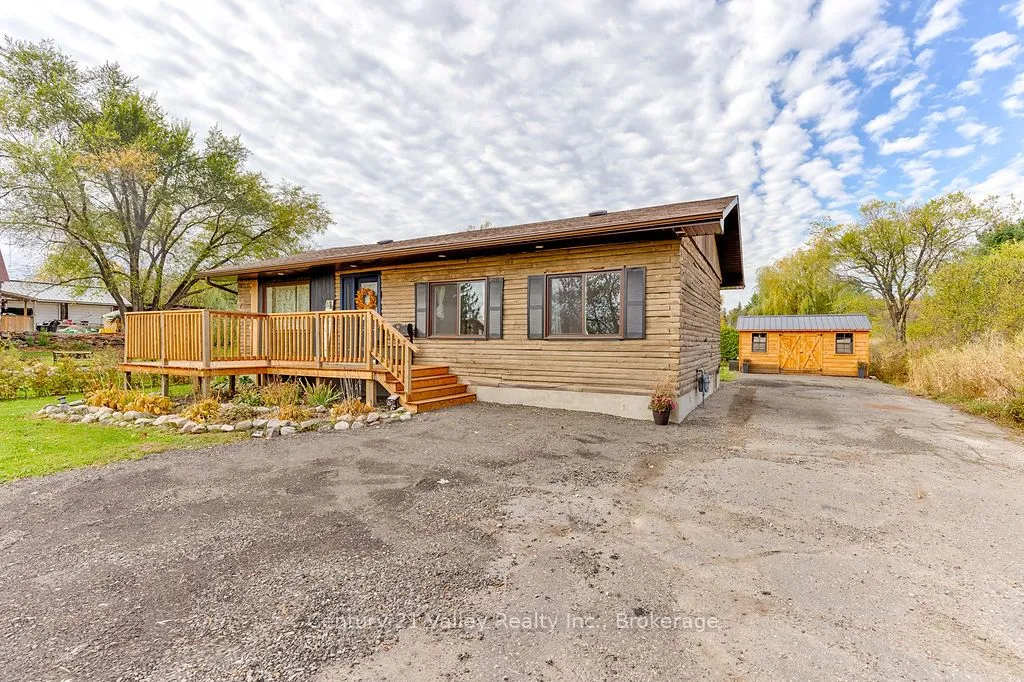 136 Pucker Street, ON K7V 3Z9