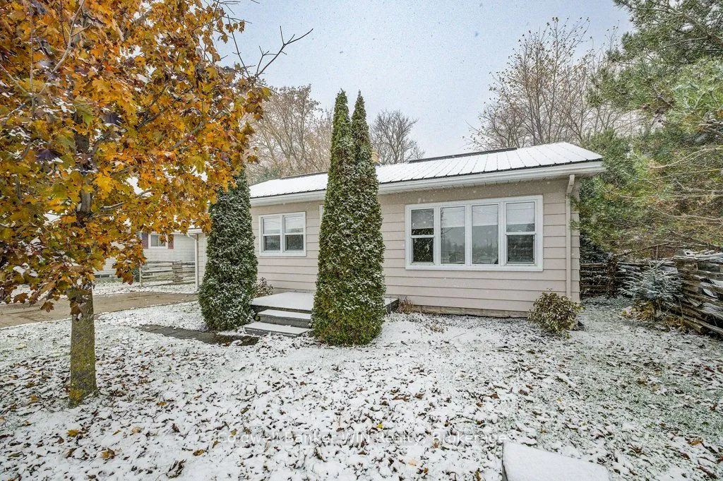 383 Wellington Street, ON N0G 2L2