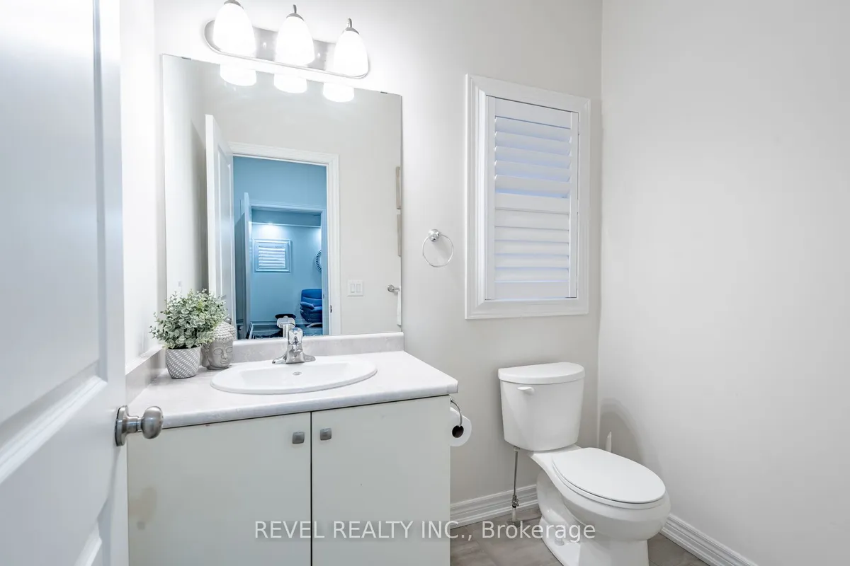 32 Barker Parkway, ON L2V 0H3