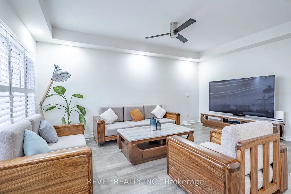 32 Barker Parkway, ON L2V 0H3