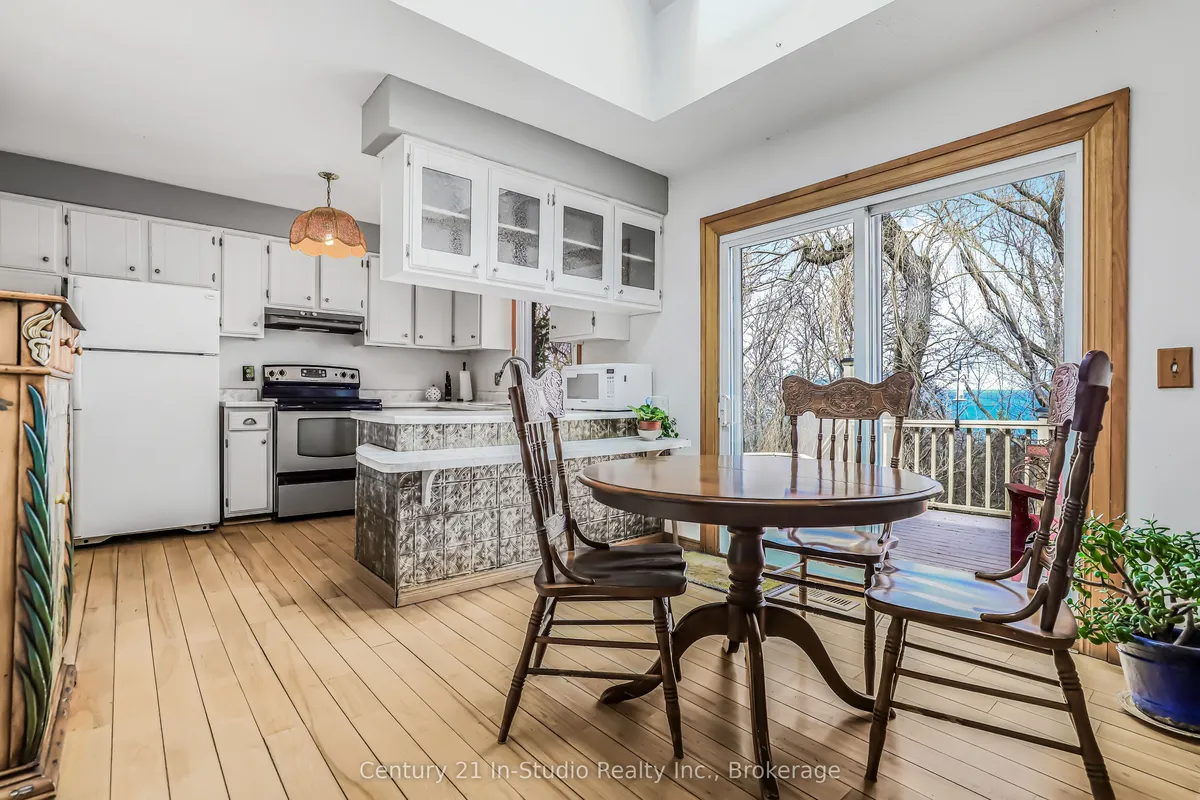 790 Lake Range Drive, ON N2Z 0C3