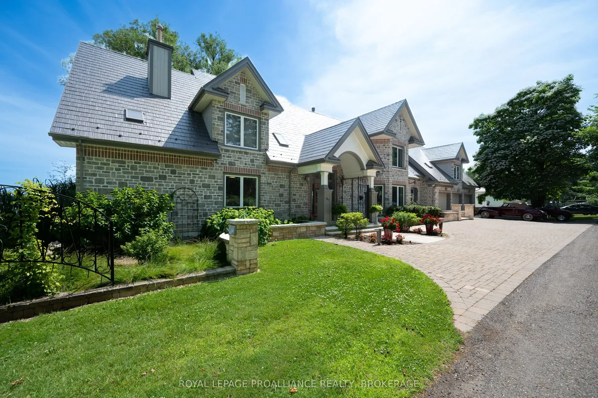 147 1000 Island Parkway, ON K7G 2V4