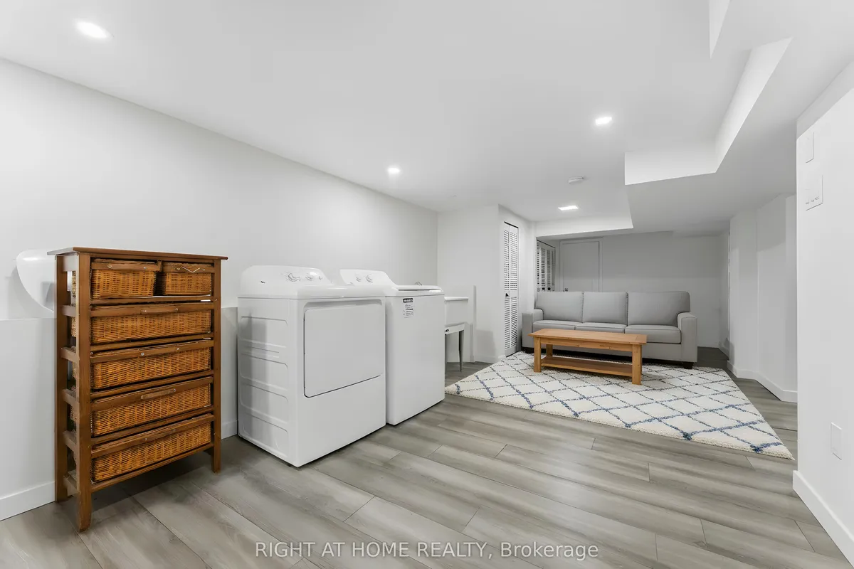 147 Longpre Street, ON K1L 7J5