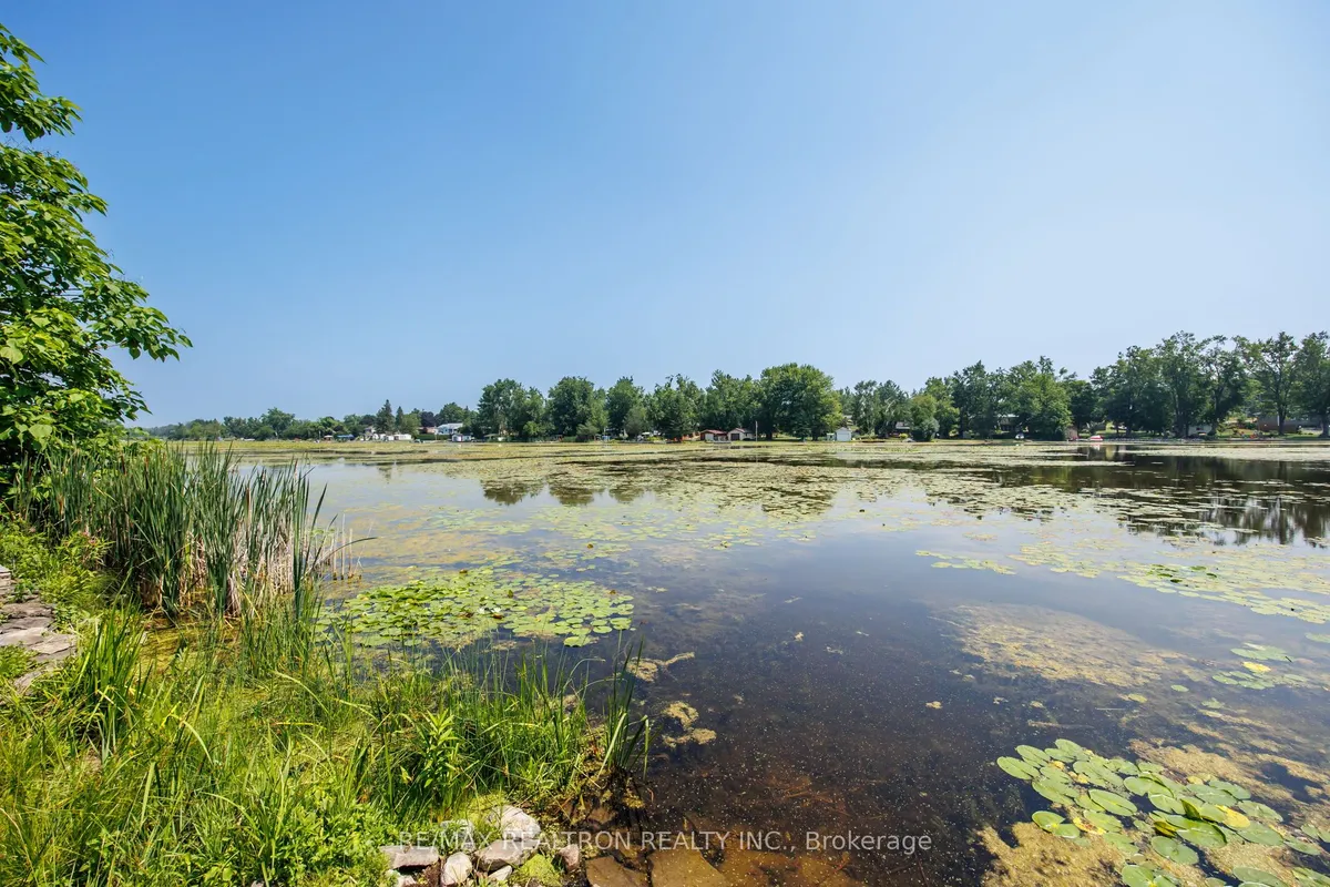 28 Lawrence Street, ON K0L 2W0