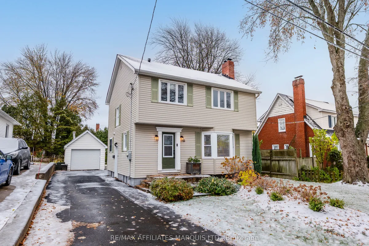 12 Bryden Avenue, ON K6H 5M5