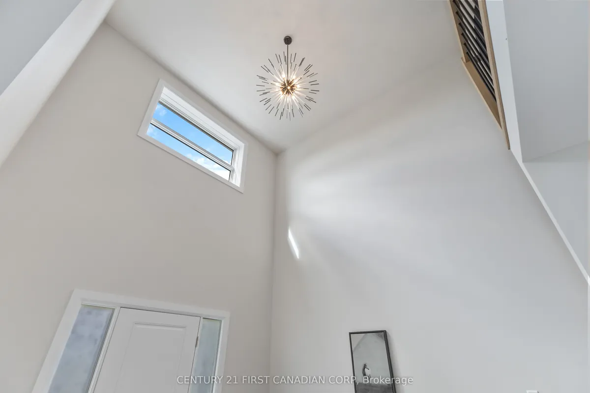 6707 Royal Magnolia Avenue, ON N6P 1H5