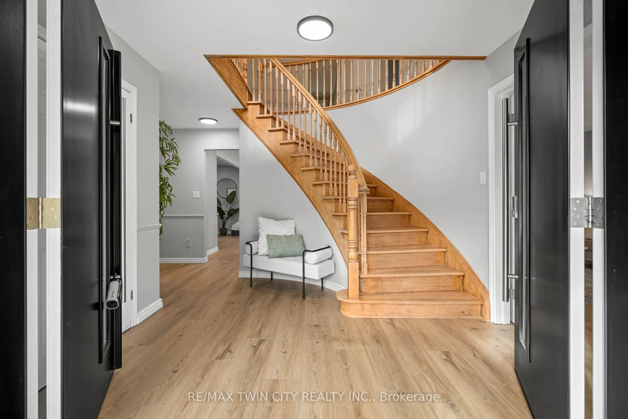 455 Winchester Drive, ON N2T 1H6