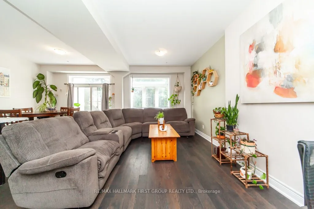 99 Manhattan Court, ON L2R 0B8