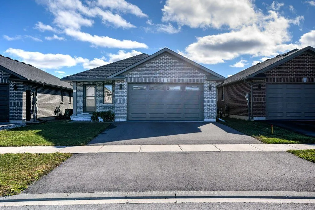 88 Glenview Crescent, ON K8P 0G1