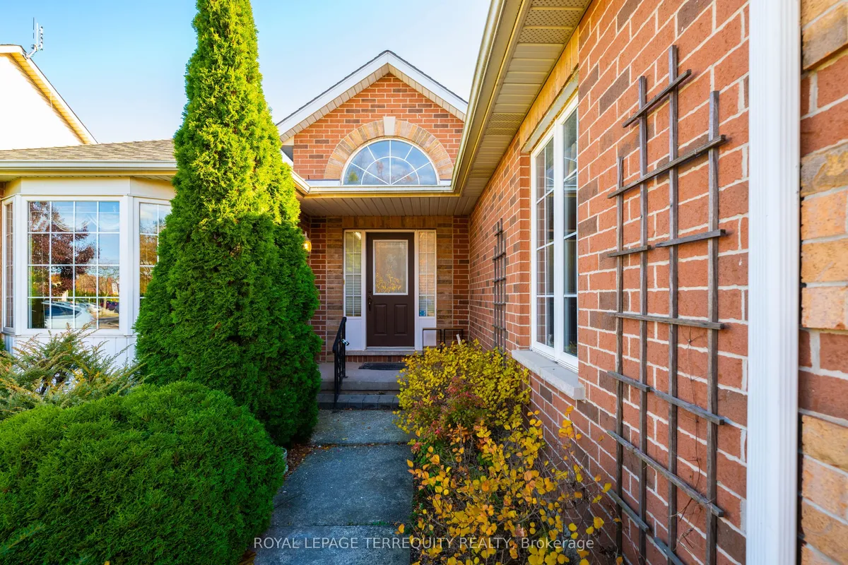 112 VANSICKLE Road, ON L2S 3Y6