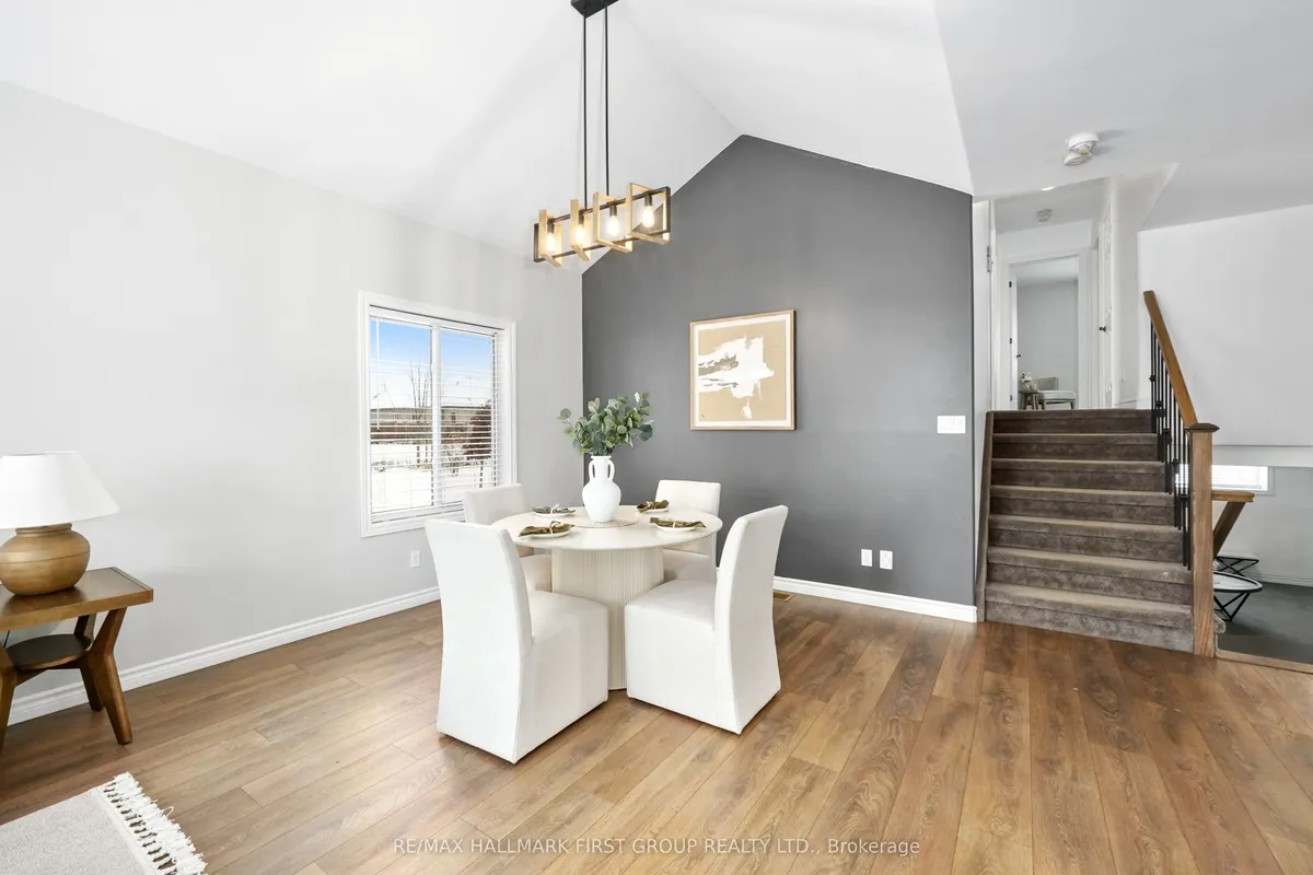 10 Walnut Crescent, ON K8N 0E3