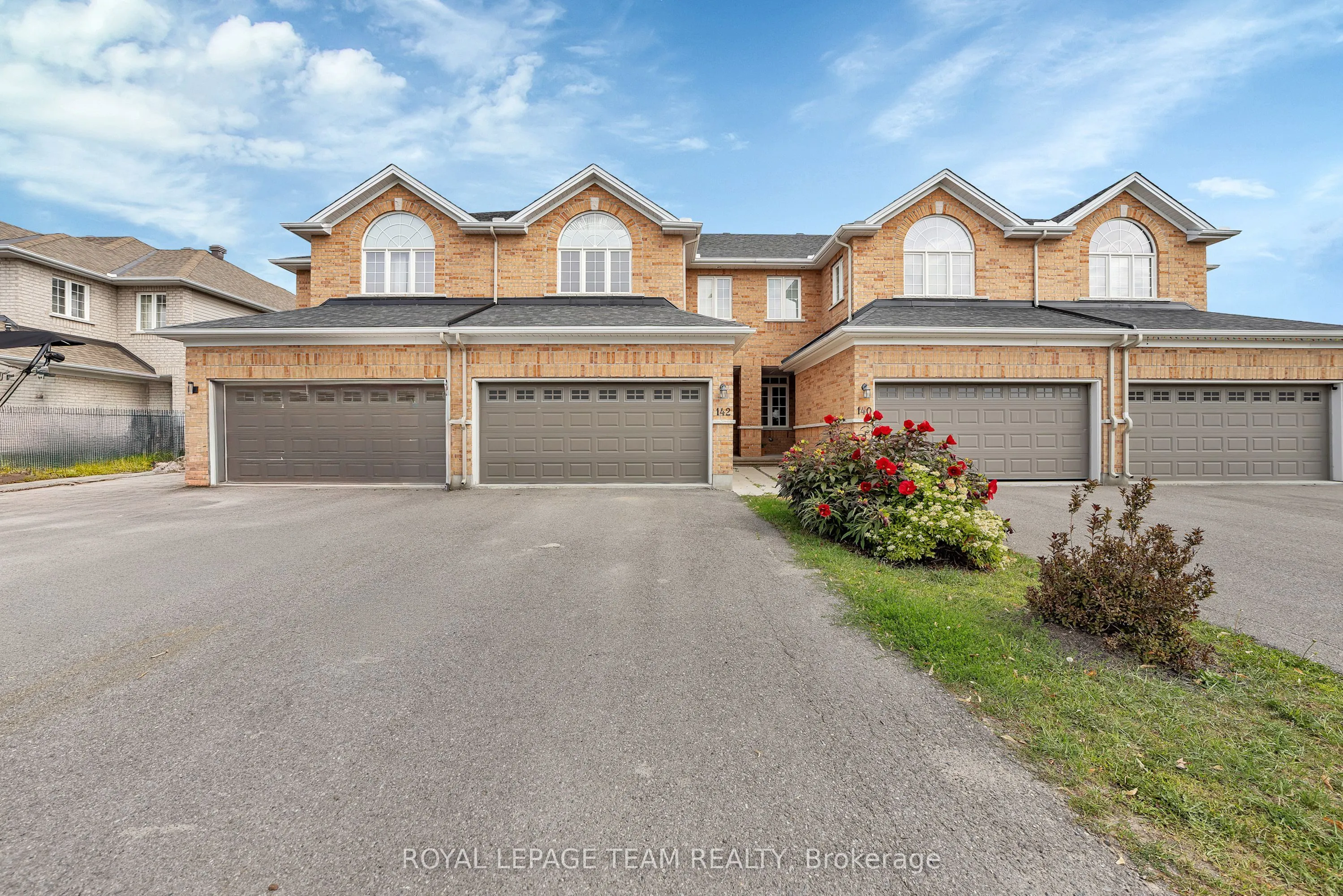 142 Desmond Trudeau Drive, ON K7S 0G8