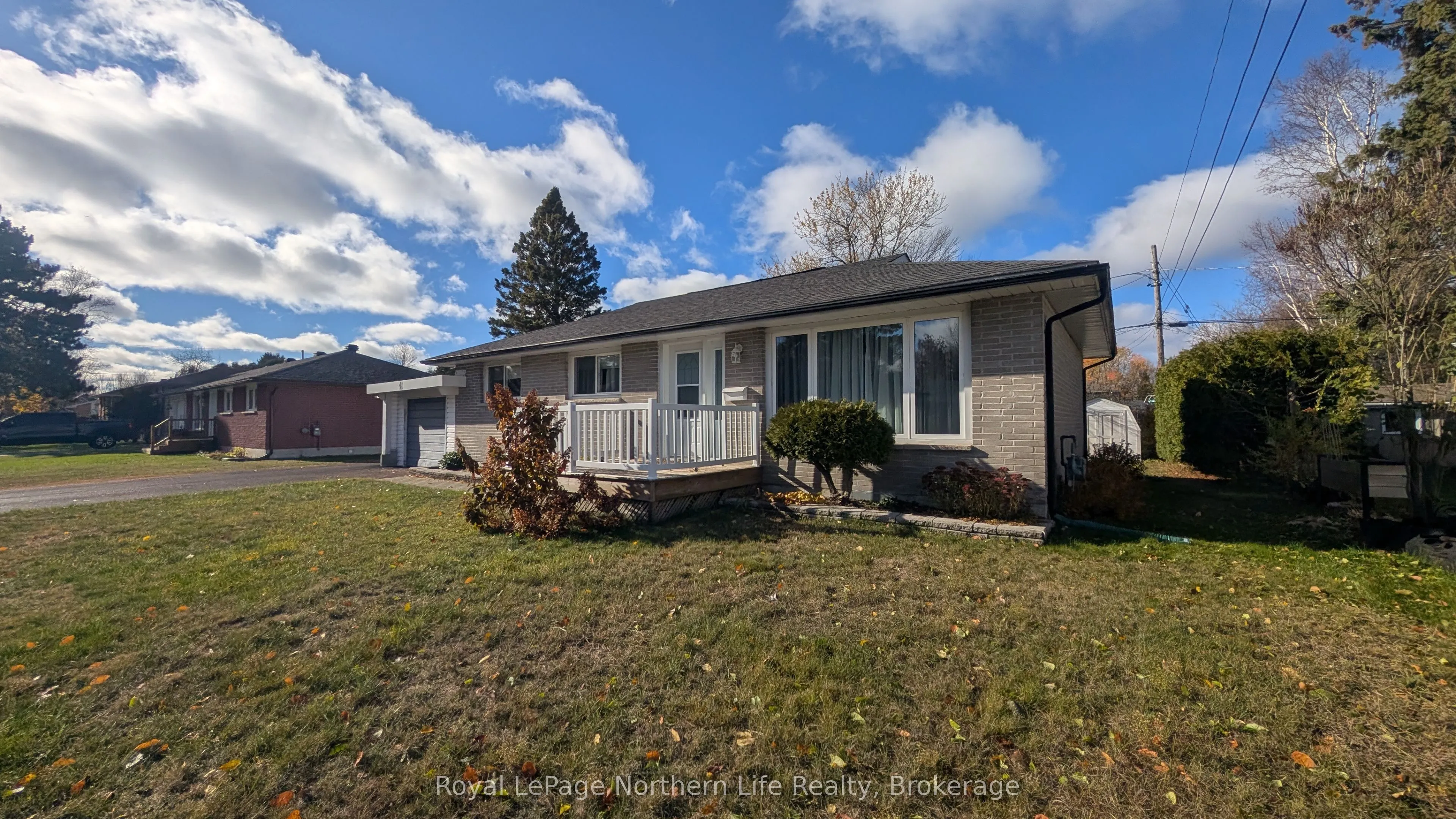 41 Desgroseilliers Street, ON P2B 3B6