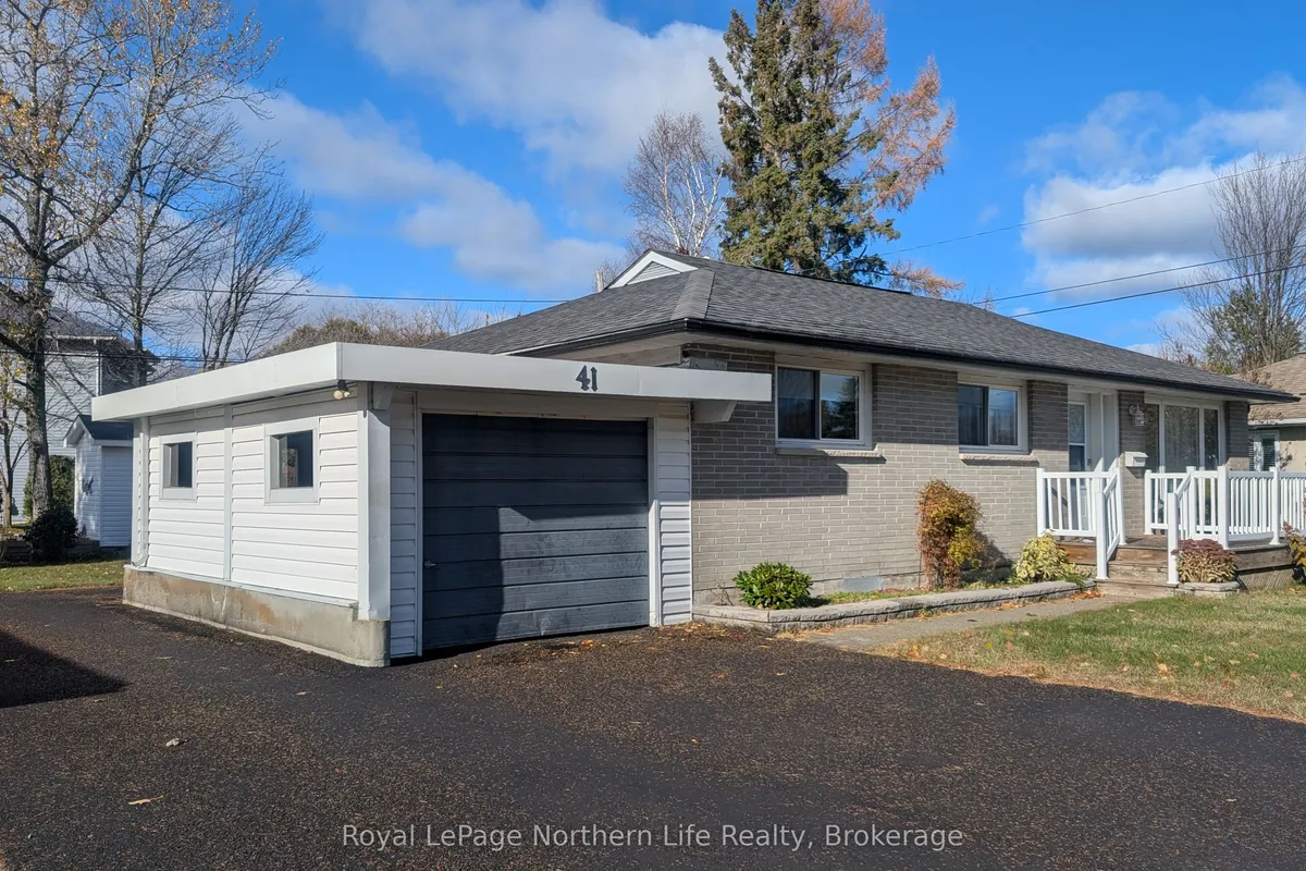 41 Desgroseilliers Street, ON P2B 3B6