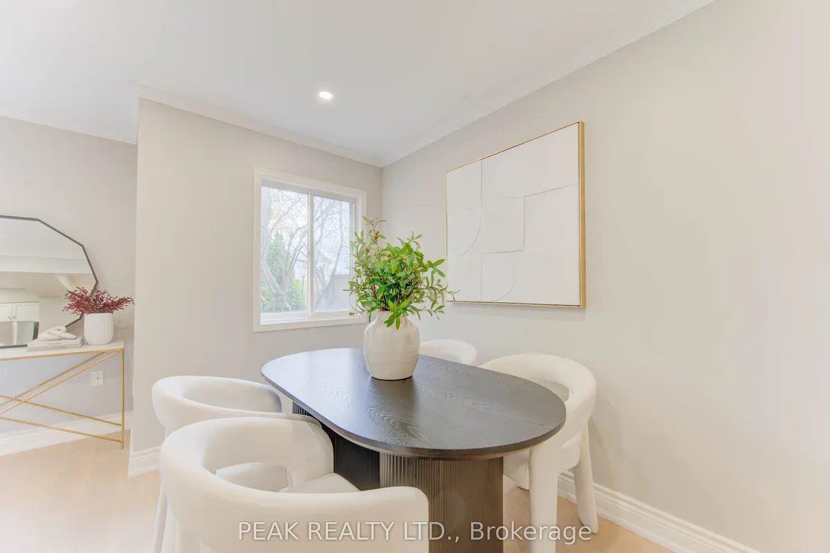 502 Mariner Drive, ON N2K 3Y7