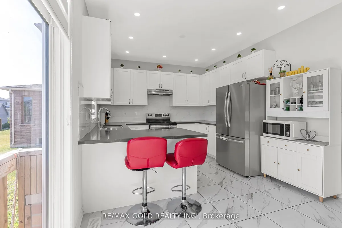 1615 Marina Drive, ON L2A 5P2