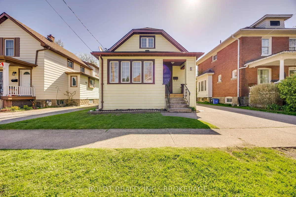 8 Chelsea Street, ON L2P 3B8