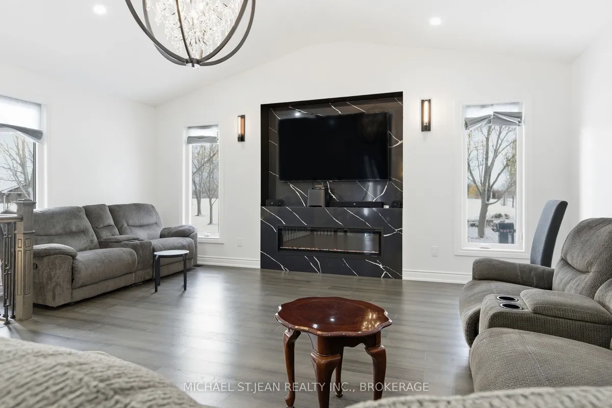 1576 Woodburn Road, ON L0R 1C0