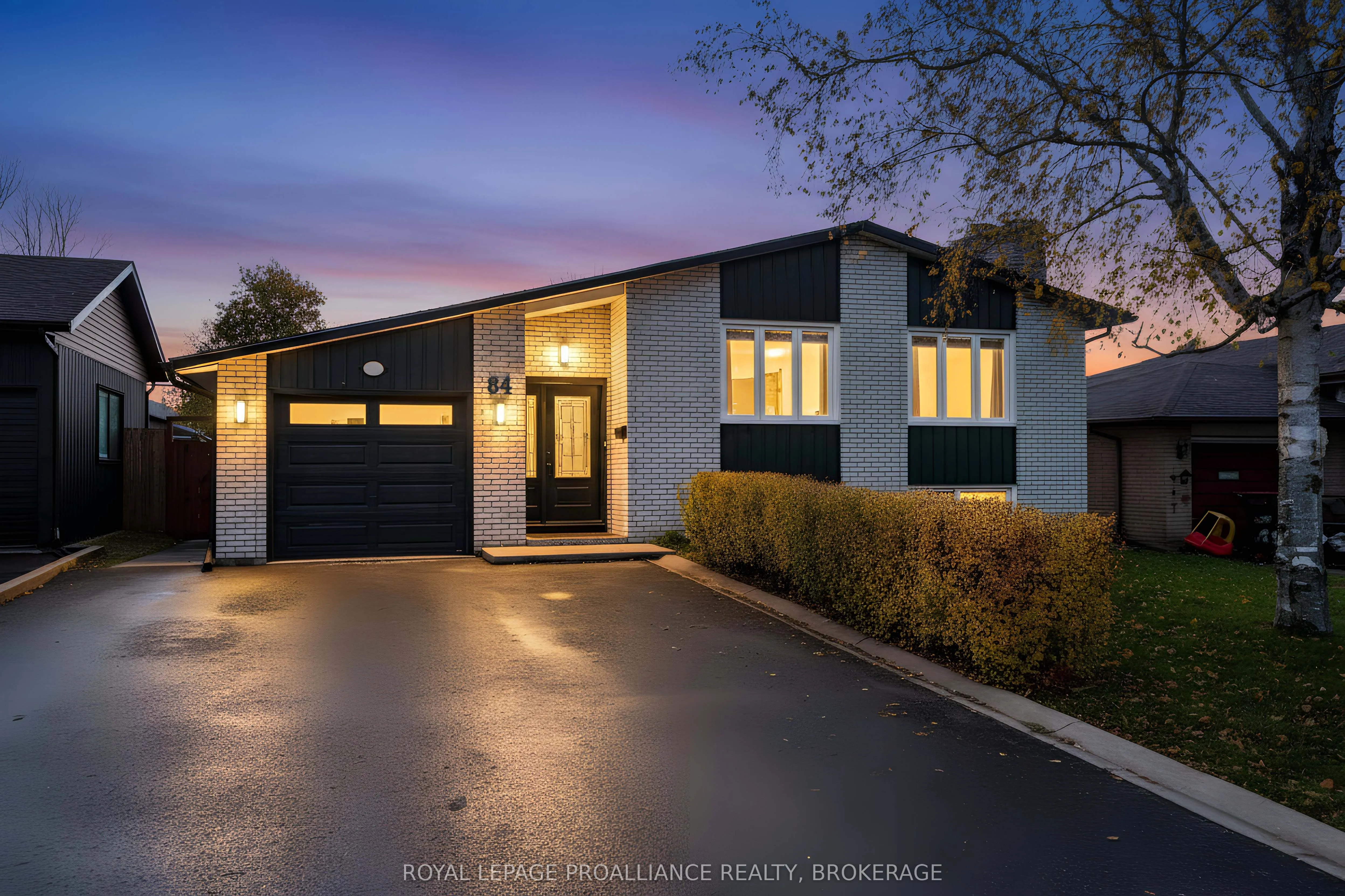 84 Joyce Street, ON K7K 6A7