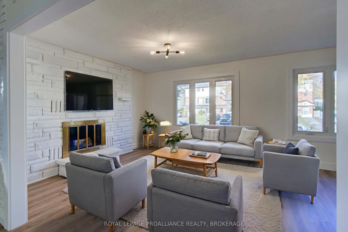 84 Joyce Street, ON K7K 6A7