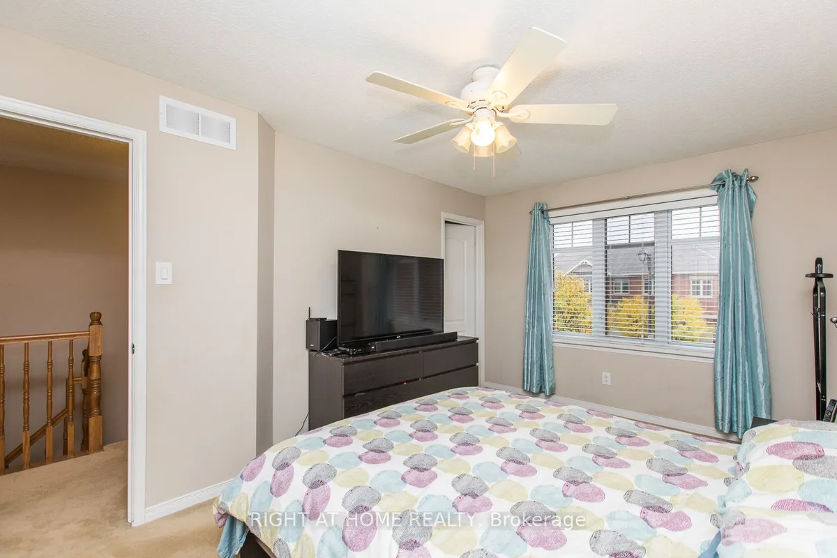 241 Badgeley Avenue, ON K2T 0A7