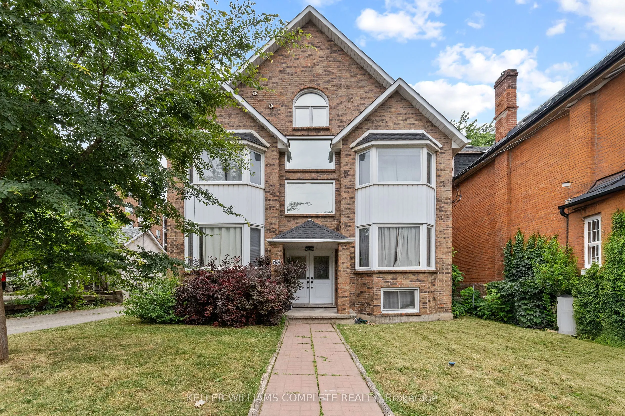 220 Caroline Street, ON L8P 3L4