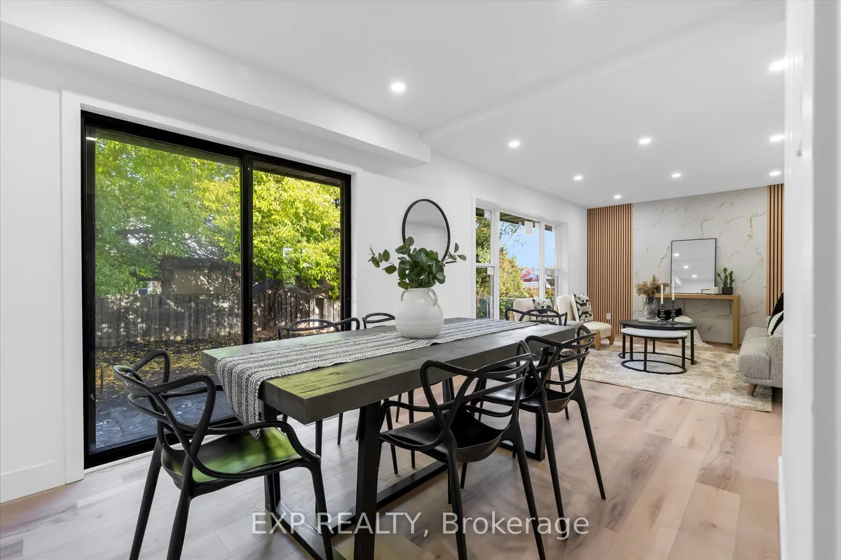 39 Grandfield Street, ON L8T 2H1