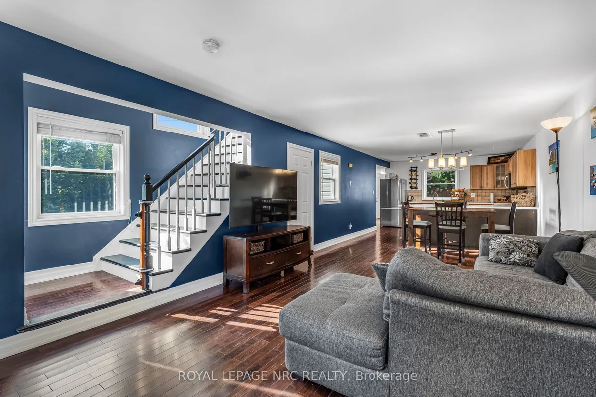 12 Lincoln Road, ON L0S 1B0